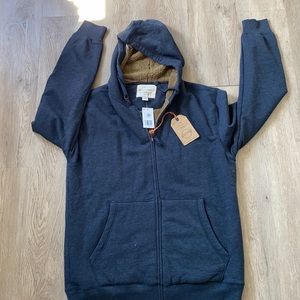 new with tags. never worn and feels very comfy